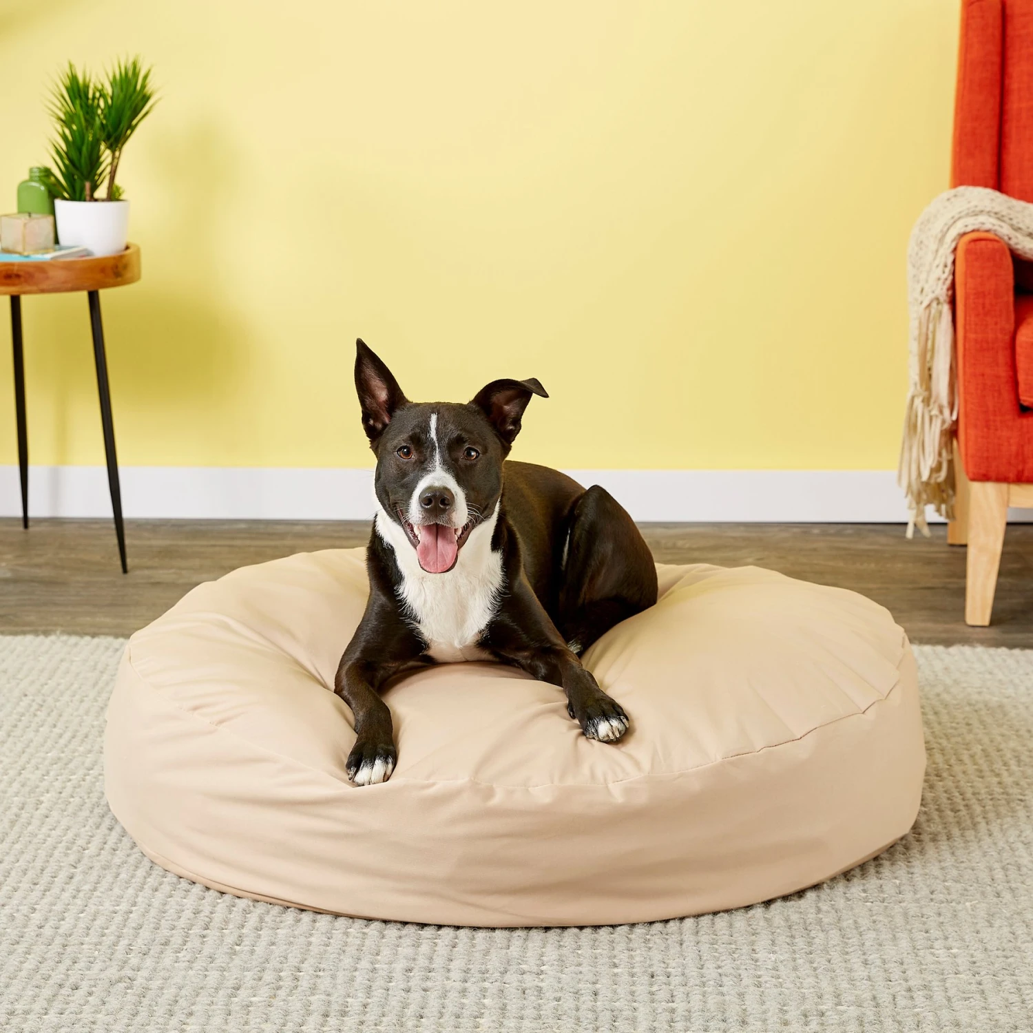 4Knines Round Waterproof Cat & Dog Bed Liner 3 4Knines Round Waterproof Cat & Dog Bed Liner - Image 3