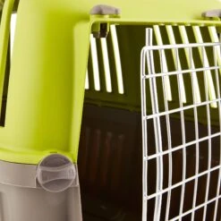 MidWest Spree Plastic Dog & Cat Kennel -Pet Care Sales 89383 PT4. AC SS1800 V1516907249